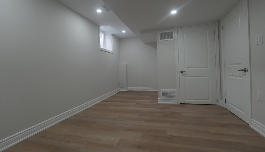 Finished Basement Suite by Eagle Eye Home Renovations