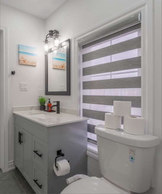 Ensuite Bathroom by Eagle Eye Home Renovations